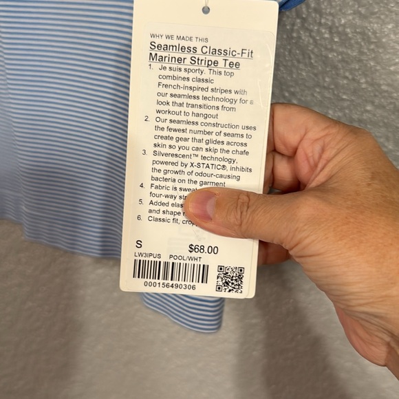 Lululemon Seamless Classic fit Mariner stripe Tee size S in pool party and white - Picture 4 of 6